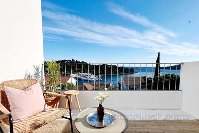 /international/hr/olta-split-dalmatia-county-310107218396/