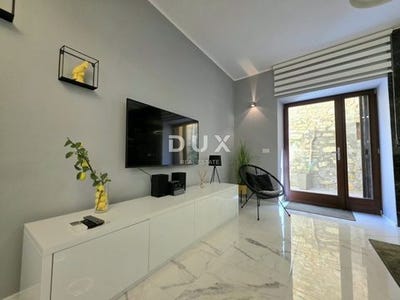 /international/hr/porec-istria-county-310107678652/