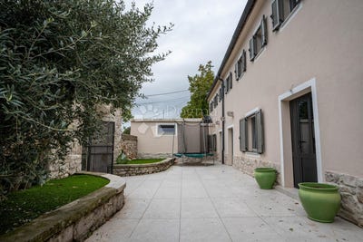 /international/hr/kostrena-primorje-gorski-kotar-county-310101155874/?lang=zh-tw