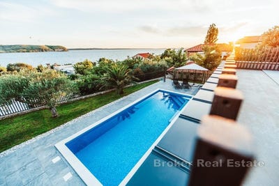 /international/hr/raanac-zadar-county-310107219632/