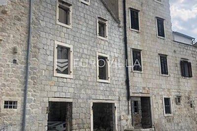 /international/hr/vis-split-dalmatia-county-120087957618/?lang=de