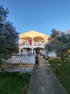 /international/hr/vrsi-split-dalmatia-county-120096084553/