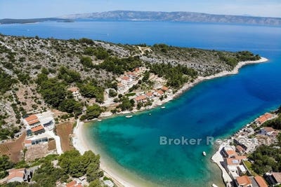 /international/hr/hvar-split-dalmatia-county-310107218731/
