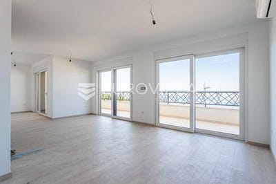 /international/hr/makarska-split-dalmatia-county-120093301685/