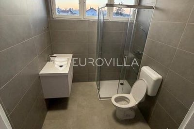 /international/hr/karlovac-karlovac-county-310102125305/
