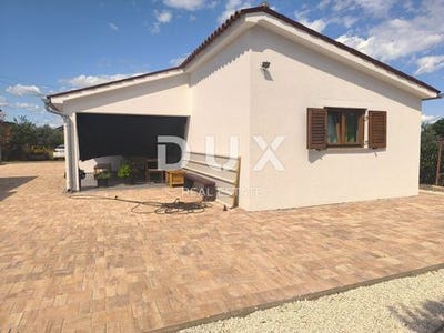 /international/hr/liznjan-istria-county-310100830432/