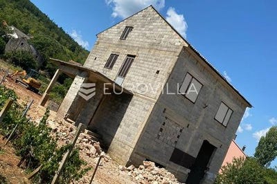 /international/hr/imotski-split-dalmatia-county-310102784562/