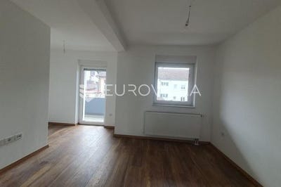 /international/hr/slavonski-brod-brod-posavina-county-310106997316/
