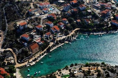 /international/hr/marina-split-dalmatia-county-120090226241/
