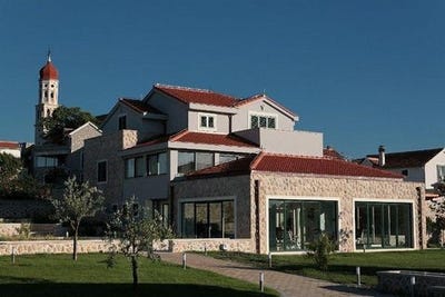 /international/hr/sibenik-sibenska-ulica-120090895287/