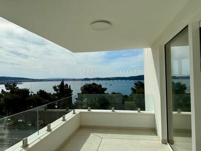 /international/hr/seget-split-dalmatia-county-310107948319/