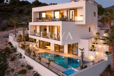 /international/hr/trogir-split-dalmatia-county-310108785405/?lang=pt