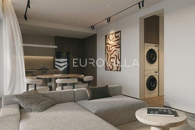 /international/hr/bol-split-dalmatia-county-310102345754/
