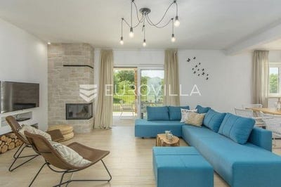 /international/hr/pula-istria-county-120090826407/