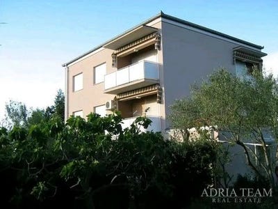 /international/hr/lukoran-zadar-county-310105762860/