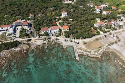 /international/hr/janjina-dubrovnik-neretva-county-310108530760/