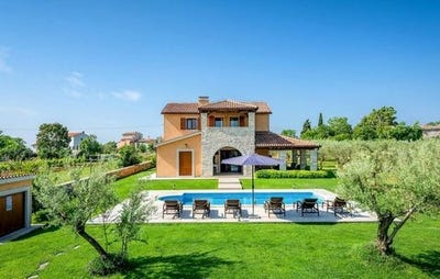 /international/hr/pula-istria-county-310107332243/