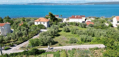 /international/hr/banj-zadar-county-310095940133/