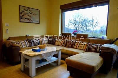 /international/hr/rijeka-primorje-gorski-kotar-county-120096364125/