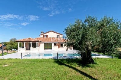 /international/hr/vrsar-istria-county-310107299211/