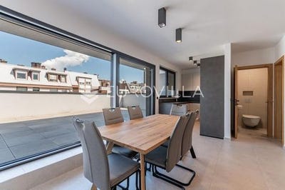 /international/hr/varazdin-varazdin-county-310108216776/