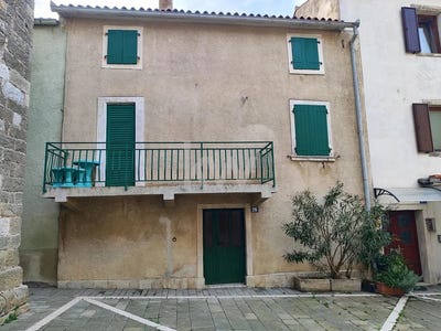 /international/hr/buje-istria-county-310108669818/