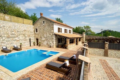 /international/hr/vinodolska-opcina-primorje-gorski-kotar-county-310100555135/