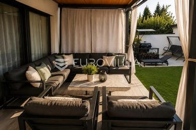 /international/hr/varazdin-varazdin-county-310107948103/