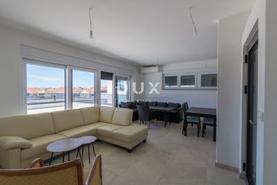 /international/hr/vodice-sibenska-ulica-310108869529/