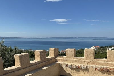 /international/hr/podstrana-split-dalmatia-county-310107219561/