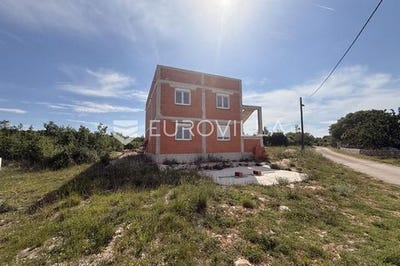 /international/hr/zadar-zadar-county-310107815191/