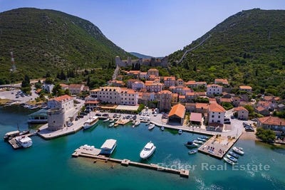 /international/hr/kuna-peljeka-dubrovnik-neretva-county-310107219024/