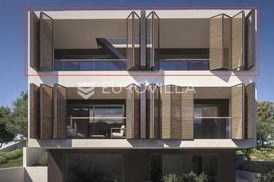 /international/hr/vodice-sibenska-ulica-310108704476/