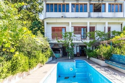 /international/hr/split-split-dalmatia-county-310108675456/