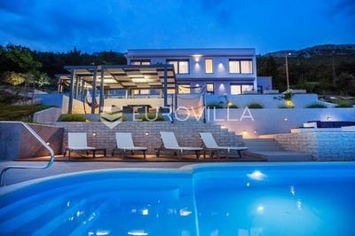 /international/hr/split-split-dalmatia-county-120094749533/