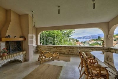 /international/hr/supetar-split-dalmatia-county-120073587909/