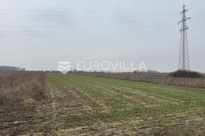 /international/hr/osijek-osijek-baranja-county-120096865691/