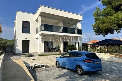 /international/hr/zadar-zadar-county-120094598323/