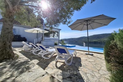 /international/hr/marina-split-dalmatia-county-310107219119/