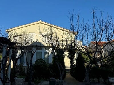 /international/hr/vodice-sibenska-ulica-120097096229/