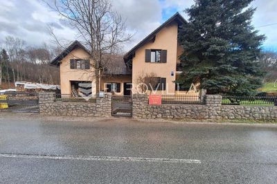 /international/hr/karlovac-karlovac-county-310106293912/