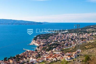 /international/hr/brac-split-dalmatia-county-120088641884/
