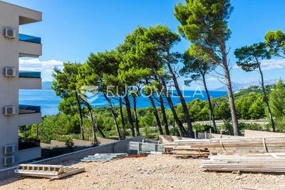 /international/hr/makarska-split-dalmatia-county-310104810884/