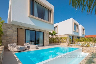/international/hr/paman-zadar-county-310107218691/