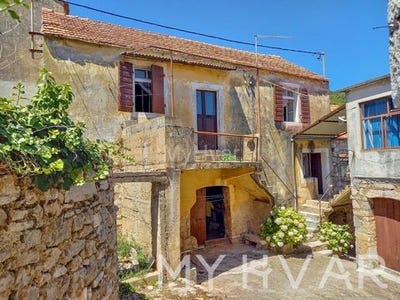 /international/hr/stari-grad-split-dalmatia-county-120098233695/