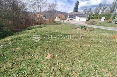 /international/hr/karlovac-karlovac-county-310107838157/