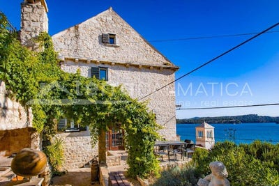 /international/hr/sibenik-sibenik-bjelovar-bilogora-county-310099708684/