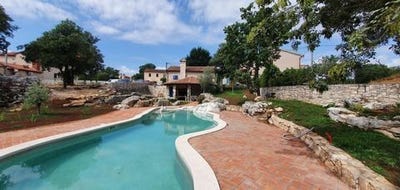 /international/hr/labin-istria-county-120090893767/