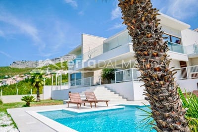 /international/hr/split-split-dalmatia-county-310108131072/