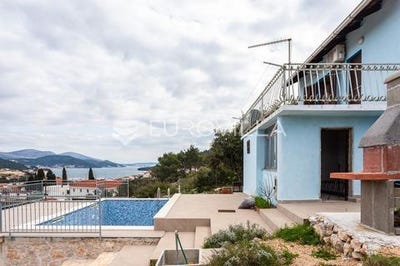 /international/hr/marina-split-dalmatia-county-310106335559/